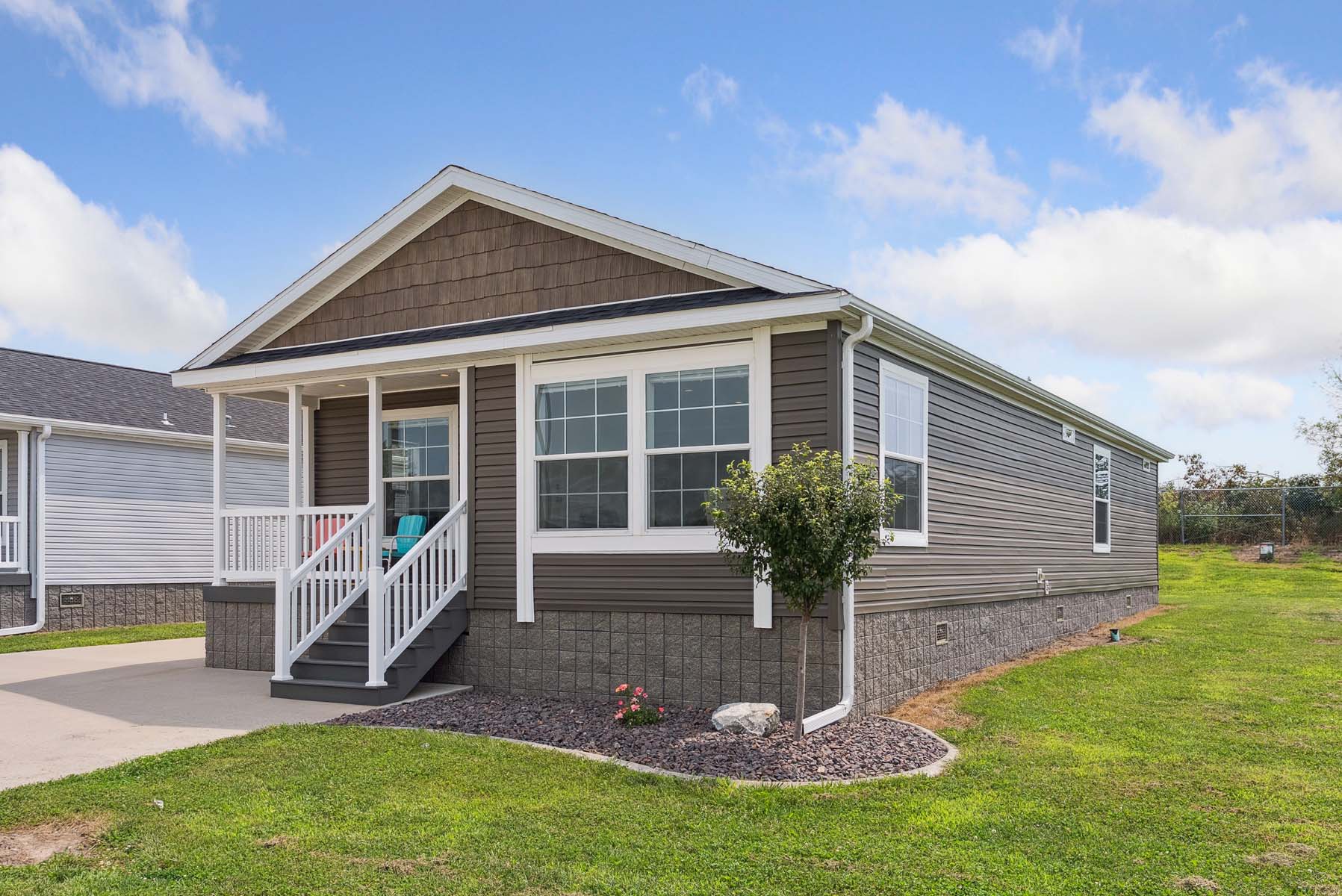2026 Dutch Housing 56' Bay Port