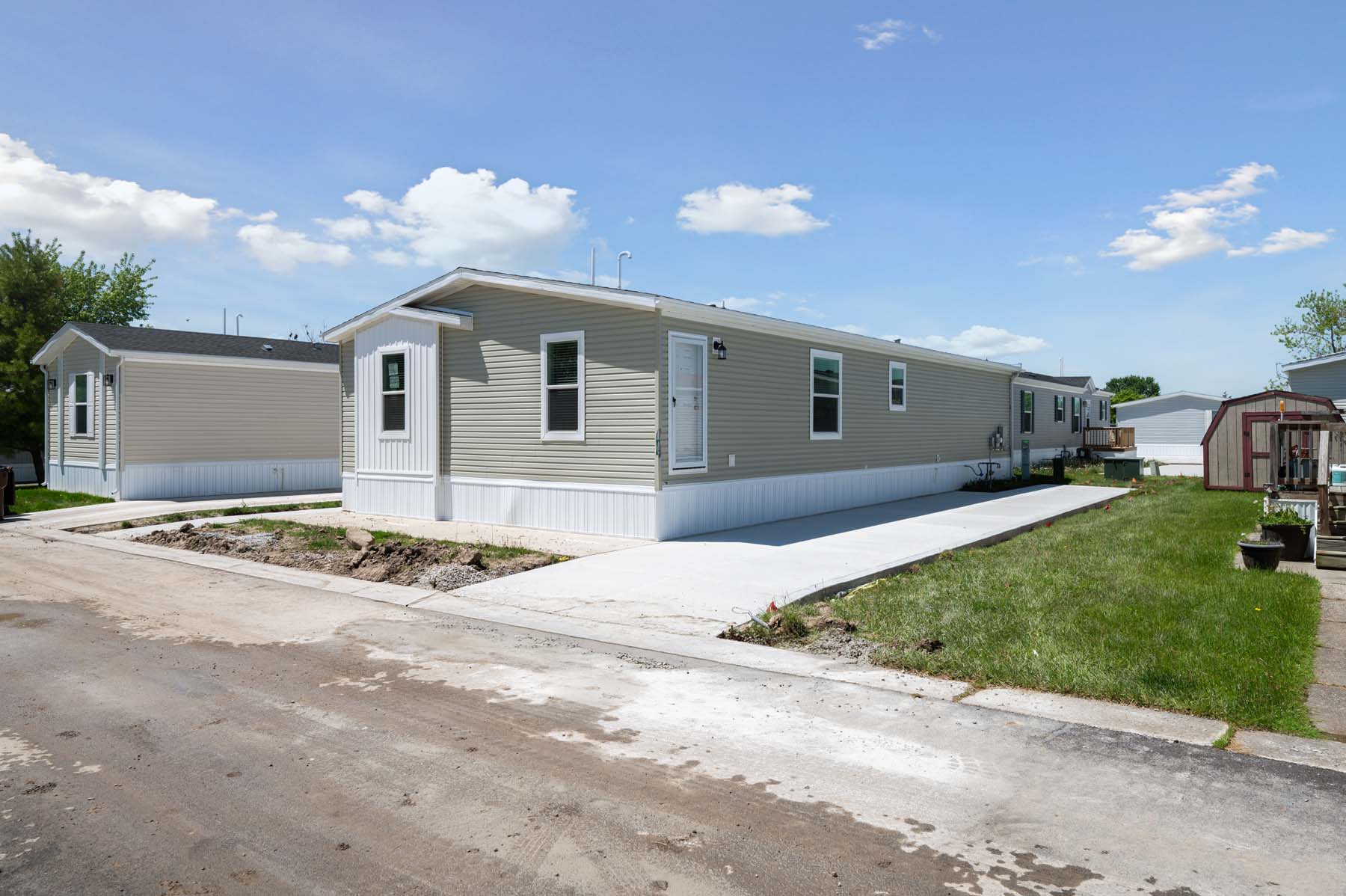 2026 Dutch Housing 60' Woodward