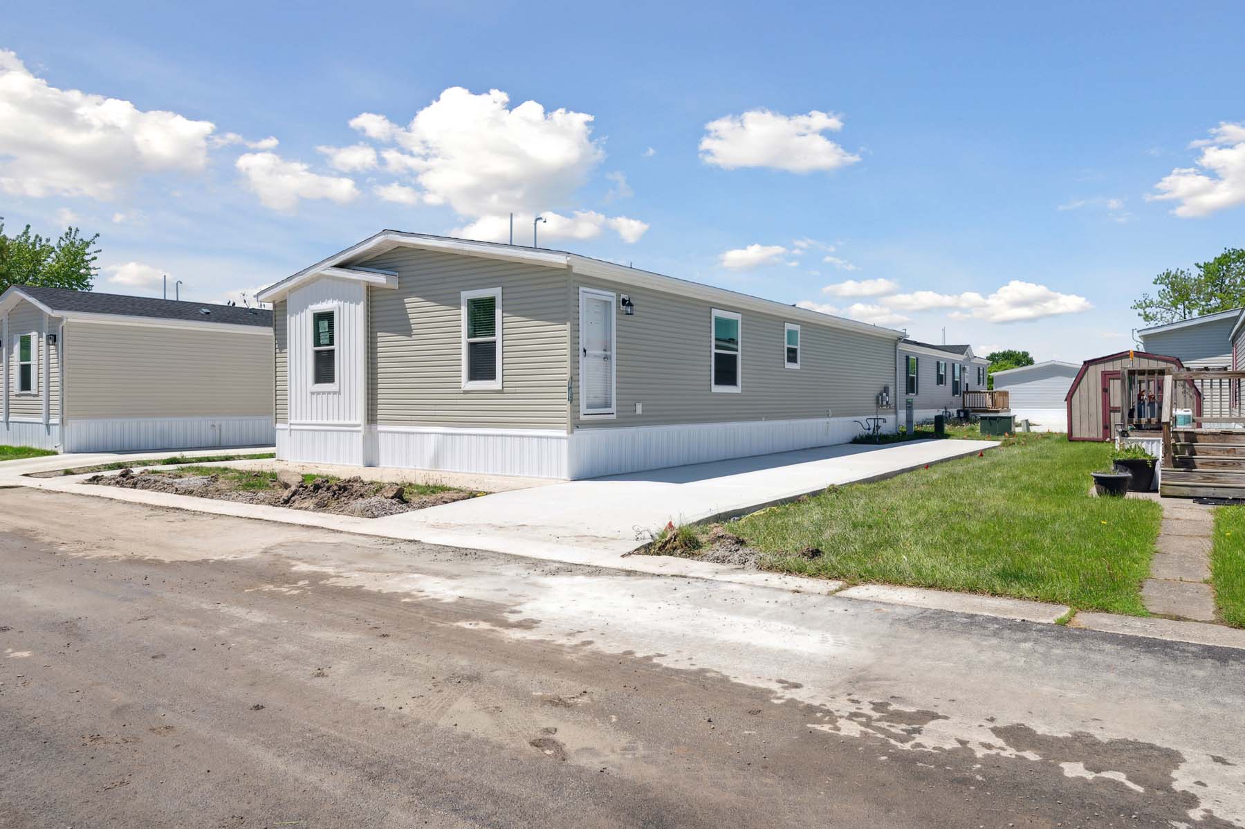 2026 Dutch Housing 60' Woodward