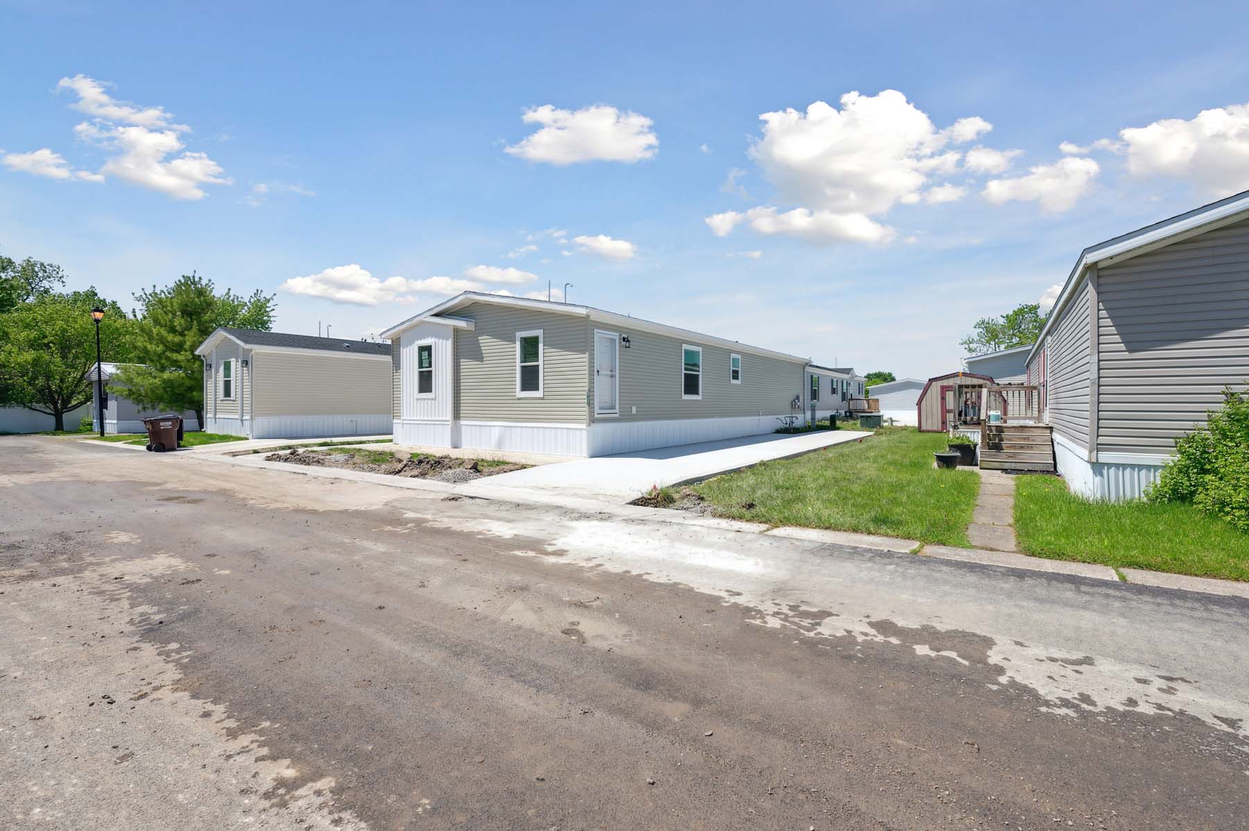 2026 Dutch Housing 60' Woodward